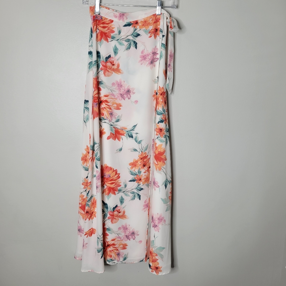 Lulu's Bloom With A View Wrap Skirt